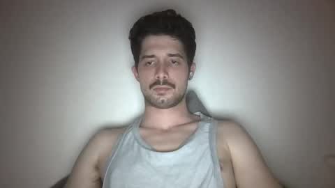 islaysince97 online show from May 10, 12:33 pm