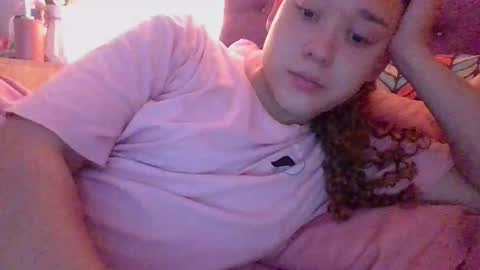 Issa online show from February 6, 2:20 pm