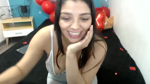 Issa  online show from February 17, 6:39 pm