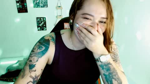 Yiz online show from December 8, 8:09 am