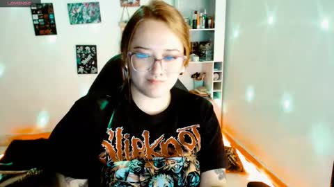 Yiz online show from February 24, 6:49 am