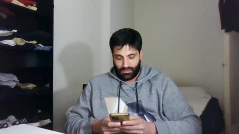 Snapshot of italianboybcn chatting on March 1, 6:32 pm italianboybcn online show from March 1, 6:32 pm