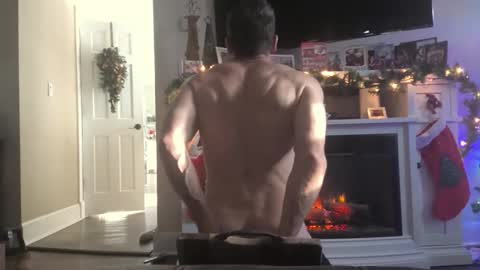 itchey506193 online show from December 14, 7:31 pm