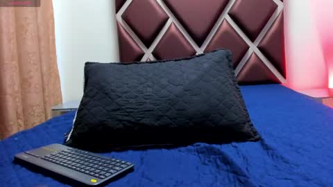 ithan_hot online show from June 6, 7:03 am