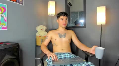 Ithan and Friends online show from March 8, 1:04 pm