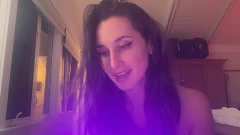 Jasmine  online show from July 19, 6:05 am