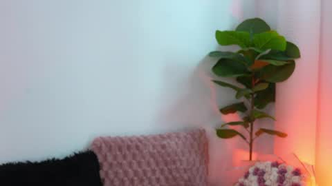 Kendra online show from June 7, 11:59 am