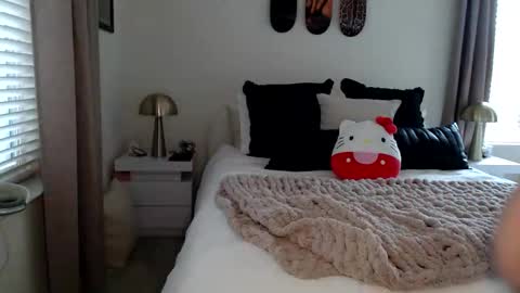 Alexis Rae online show from January 14, 4:37 pm