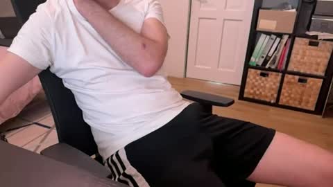 itsthat online show from April 25, 7:32 am