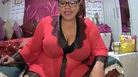 itumeleng74 online show from March 3, 4:52 am