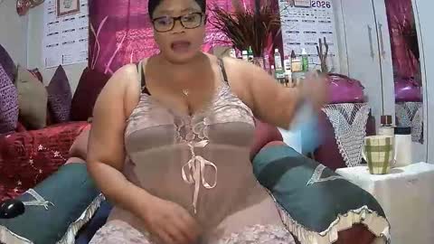 itumeleng74 online show from March 11, 6:05 am