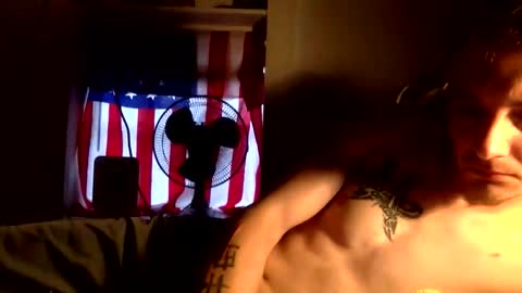 itzd123 online show from February 21, 1:25 pm