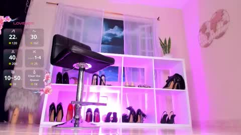 Call me Itzel   online show from October 20, 12:54 pm