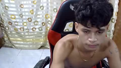 itzme_john online show from March 4, 3:25 am