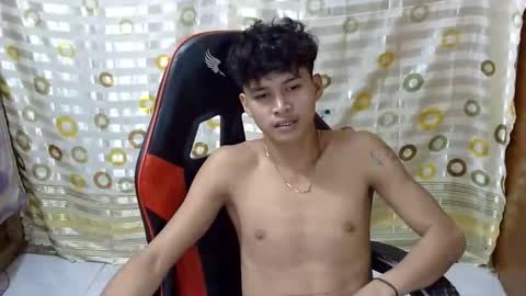 itzme_john online show from March 7, 6:35 am