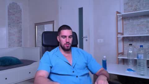 Snapshot of ivanhydee chatting on September 16, 4:26 am IvanHydee online show from September 16, 4:26 am