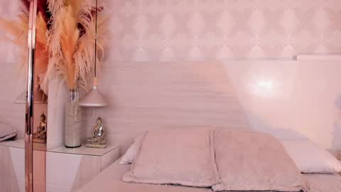 Ivannaanggel online show from May 19, 12:45 pm