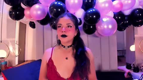     online show from March 8, 1:04 pm