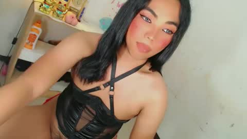 ivory_delight online show from September 15, 4:41 pm