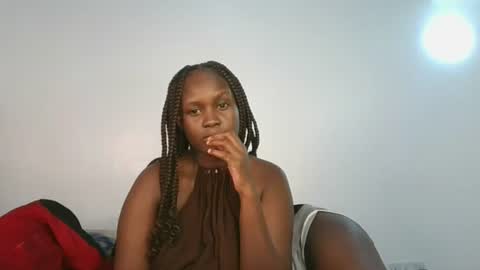 ivory_mae online show from July 5, 4:19 am