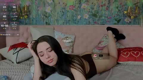 ivorywood_ online show from March 5, 5:44 pm