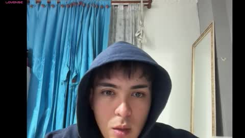 ivy  online show from December 19, 1:45 am