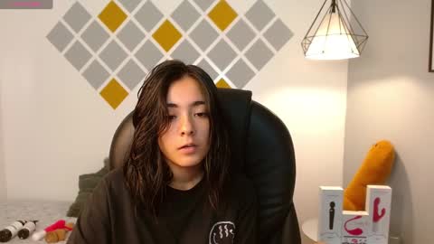 Snapshot of ivy_gail chatting on January 10, 4:01 am  IVY online show from January 10, 4:01 am