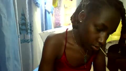 ivyk_ online show from March 27, 8:26 am