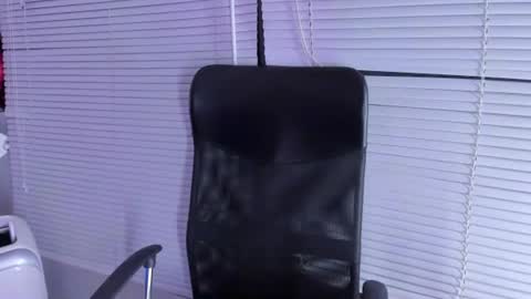 ivymilleer online show from June 25, 5:12 am