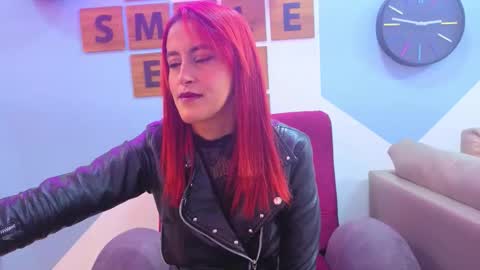 IvyPoisson  online show from December 1, 7:45 pm