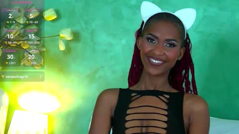 Snapshot of izzie_sugar chatting on October 12, 7:38 pm Sugar Babe online show from October 12, 7:38 pm