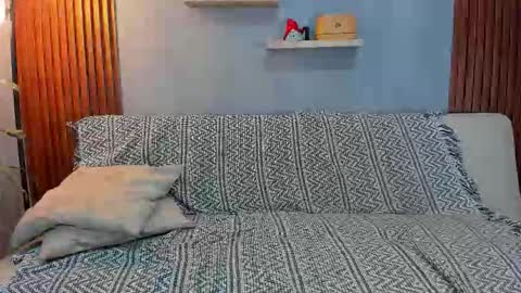 Calix  Independient model Insta and twt Calixsnake online show from March 28, 11:50 pm