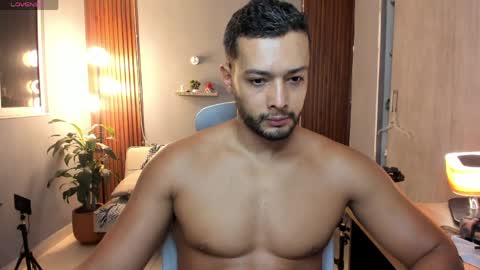 Calix  Independient model Insta and twt Calixsnake online show from June 7, 10:37 pm