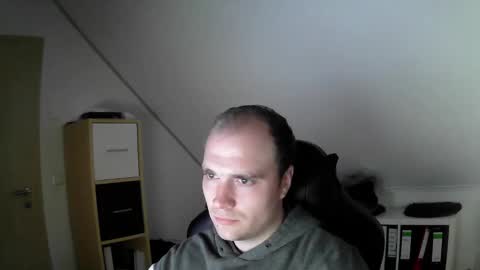 here4y online show from November 3, 2:29 pm