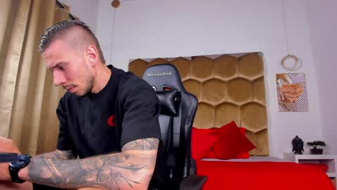 J King online show from May 31, 6:09 pm