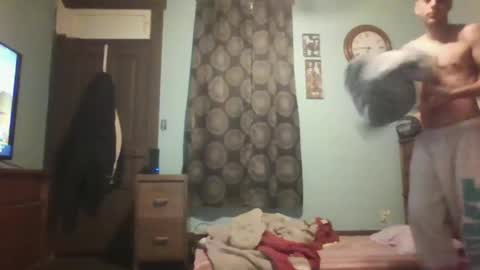 Snapshot of j_lion85 chatting on October 14, 8:39 am j_lion85 online show from October 14, 8:39 am