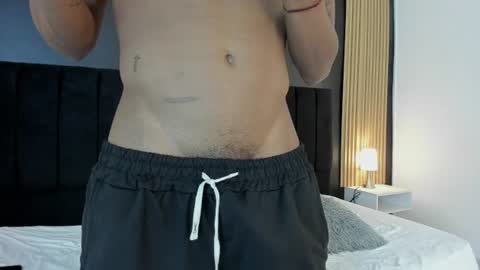 jaacksn online show from August 3, 12:56 am