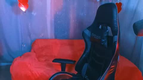 jade 18  online show from January 1, 11:51 pm