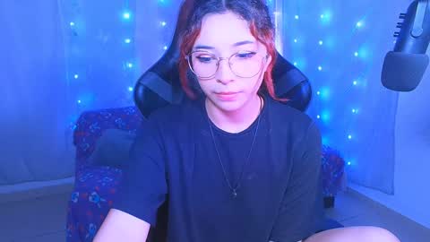 jade 18  online show from December 4, 5:27 pm