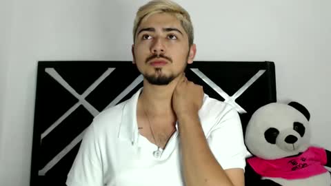 Snapshot of jack03xx_ chatting on October 20, 12:04 am Jack online show from October 20, 12:04 am