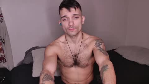 Snapshot of jackdesfeux chatting on February 26, 5:46 am Jack  online show from February 26, 5:46 am