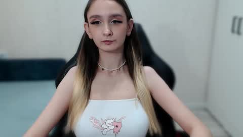 Snapshot of jackie__morgan chatting on February 6, 9:11 am jackie__morgan online show from February 6, 9:11 am