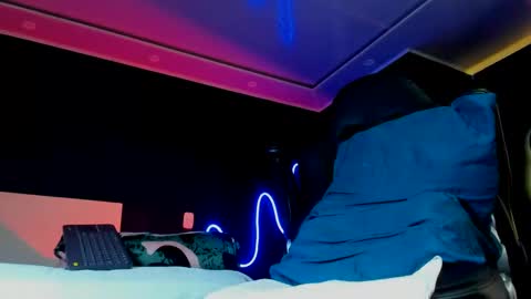 Jack online show from October 18, 4:00 pm