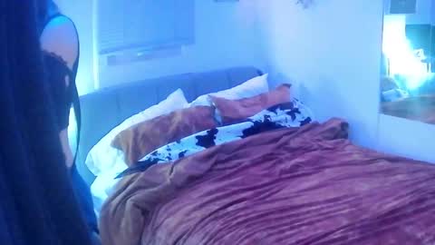 jacknjill113384 online show from March 2, 11:18 am