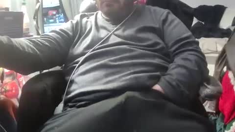 jacksonp41 online show from December 24, 8:16 pm