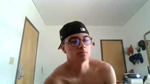 ImZacharyTyler online show from June 6, 6:36 pm