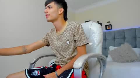 jacob18__ online show from March 12, 9:03 pm