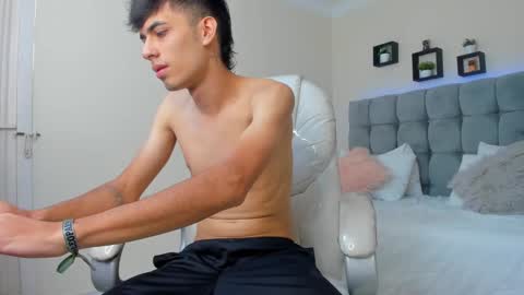 jacob18__ online show from March 10, 8:34 pm