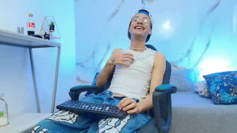 jacob_blackwell online show from March 2, 5:08 am