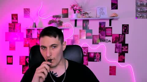 Jacob online show from April 9, 7:08 pm